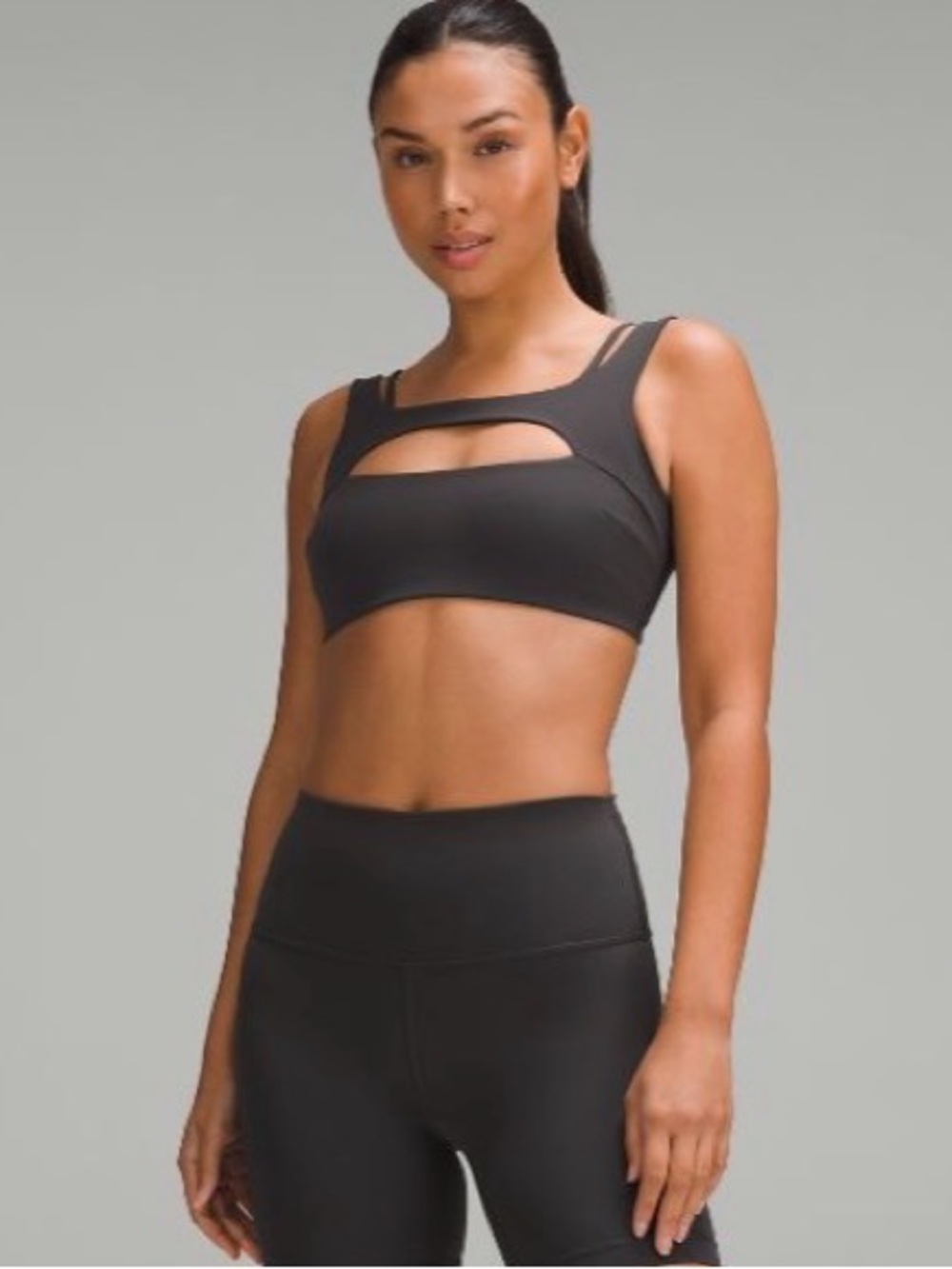 Front Cut-Out Sports Bra - Women's Activewear